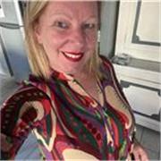 offro lezioni individuali o di gruppo per studenti e lavoratori stranieri che hanno bisogno di implementare il livello di italiano