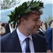 Dottore in Lettere laureato a pieni voti offre ripetizioni o lezioni di latino a studenti di tutte le classi.