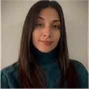 Laureata in Lettere Moderne offro lezioni private a supporto dello studio per studenti di ogni età con un approccio personalizzato