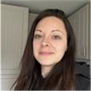 English Language tutor who teaches all ages. Fun and exciting lessons