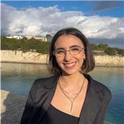 Supporto nello studio con metodo e pazienza, aiutando a capire e memorizzare ogni materia senza stress. Scuole elementari e medie