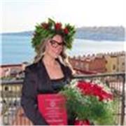 da sempre appassionata della matematica con tanta voglia di trasmetterla anche agli altri, sopratutto ai più piccoli  