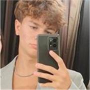 Offro lezioni private adattandole con pazienza ad ogni specifica esigenza