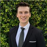 I'm a PhD Candidate in Biochemistry at the University of Oxford, offering online tutoring for high school students and undergrads! Also able to help in completing applications to Oxford and Cambridge, having been accepted into both!