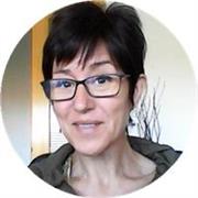 Profesora de Yoga imparte clases on line/presenciales en Madrid