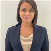 Professionista laureata in Giurisprudenza con conseguimento del titolo di Avvocato, offro lezioni di diritto rivolte a studenti de