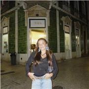 Profesora titulada en Educación Primaria con especialidad en Inglés.