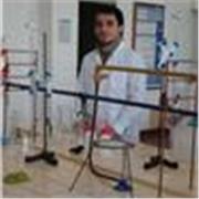 ¡No busque más! Como ingeniero químico con una amplia experiencia en la enseñanza de química, ofrezco clases particulares de alta