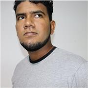 Profesor dispuesto a dar clases de historia a estudiantes mayores de 13 años