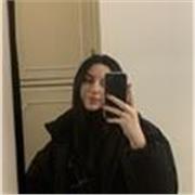 Sono una ragazza diplomata al liceo linguistico con conseguimento di certificazione B2 in inglese, disponibile all’aiuto