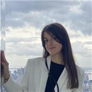 Sono una futura maestra e ho esperienza con lingua inglese. Vorrei  aiutare bambini e ragazzi, anche con altre materie.