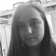 Prof à domicile, donne des cours particuliers à des élèves dans le besoin ou qui souhaitent s'améliorer