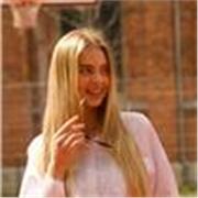 Passionate vocal coach & professional singer with 7+ years of experience. Lessons for all ages and levels