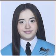 Empática, creativa, responsable, cercana, alegre, paciente, vocacional, dinámica.