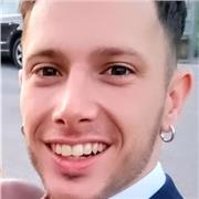 Offro lezioni di inglese a studenti di scuole elementari, medie e superiori