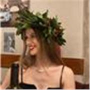 Ho due lauree (Giurisprudenza e Giurista d’Impresa), quindi si, di diritto ne ho visto parecchio 😁 ti serve una mano? 