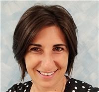 Offro supporto a studenti universitari e superiori secondo grado nello studio del diritto e delle legislazioni speciali. supporto di coaching per il raggiungimento dei risultati didattici ed obiettivi di vita , essendo coach diplomato ai sensi della legge