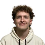 Estudiante de Astronomía imparte clases de matemática a alumnos de manera online