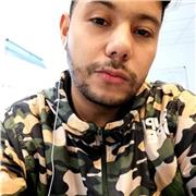 Soy una persona alegre, extrovertida y respetuosa, me encantaría compartir mis conocimientos con las demás personas