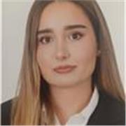 Soy Julia,  acabo de terminar bachillerato de ciencias con media de 10. Impartiría clase de matemáticas, biologia, inglés, química