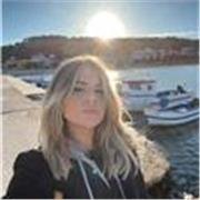 Offro lezioni private a bambini delle scuole elementari medie superiori adattandole alle loro 