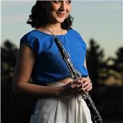 Quieres aprender mas sobre el oboe con una oboista profesional?
No dudes en ponerte en contacto conmigo para aprender todo sobre el oboe, el realizamiento de cañas, tecnicas de estudio y mucho mas!