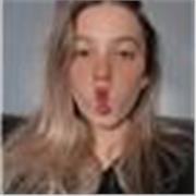 Profesora de lengua castellana a niños de primaria y secundaria