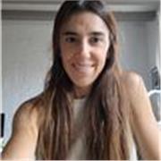 Bonjour ! 😊

Je m'appelle Caroline, je suis française et je viens de Paris. D’origine franco-italienne, j’ai grandi entre deux cu