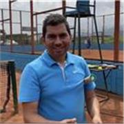 Clases de tenis individuales y grupales, con bases en Biomecanica y neurociencias, aprende fácil y con buenas bases para toda la vida
