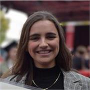 Sono una studentessa di Economia e ho un diploma di liceo scientifico, impartisco lezioni da remoto di matematica