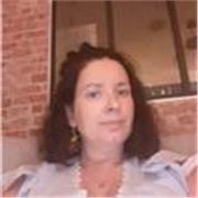 Cela fait plus de 15 ans que je suis comptable et j'en suis passionné,  donc aider des jeunes à comprendre ce métier serait génial