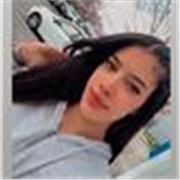 Soy una persona joven divertida y me llevo muy bien con los niños