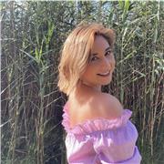 Profesora de Educación Primaria especializada en Pedagogía Terapéutica y Música