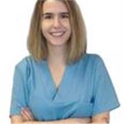 Dentista y protésica dental imparte clases de apoyo a estudiantes de odontología, prótesis dentales e higiene bucodental