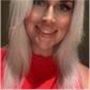 Student-focused life coach helping university students improve time management, study skills, confidence, and overall balance. 