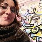 Cerco di trasmettere con modi nuovi e alternativi, diversi a seconda della persona che ho davanti, tutto quello che so, con amore.