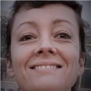 Thérapeute de formation, je souhaite mettre à profit mes compétences pour l'écoute des adolescents et des enfants. Diplomée en sciences humaines et en constante recherche d'évolution grâce aux outils de méditation, j'aime transmettre ce qui me donne du se
