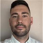 Soy una persona proactiva y muy trabajadora. Me gusta enseñar y tengo muy buena paciencia para impartir clases.