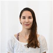 I give lessons customized to each learner taking into account their aims in the subject.