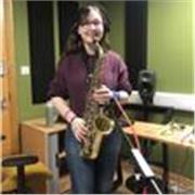 I give private lessons tailored to your level and learning needs.