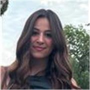 Soy Arancha, licenciada en Administración y Dirección de Empresas y me encantaría poder ayudarte en lo que necesites