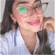 Profesora de Comunicación para estudiantes de primaria, secundaria y preu