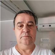 Tenho 3 anos de experiência com ensino médio e fundamental