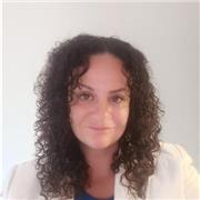 Profesora especialista en Pedagogía Terapéutica y Logopedia escolar. Imparte clases de todas las materias Primaria y Secundaria