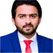 Professional English tutor in Barcelona helping students improve speaking, grammar and confidence with practical and easy lessons.