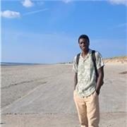 Vous recherchez un prof de maths pour vous aidez à réussir , contactez moi je suis disponible