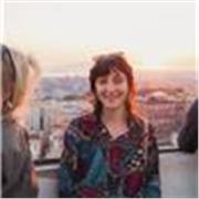 Laureata in lingua cinese, offre lezioni private online a bambini e adulti