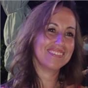 Insegnante referenziata con specialistica disturbi di apprendimento dosponibike per attività di recupero per alunni di Primaria