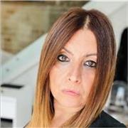 laureata in lettere classiche con abilitazione offre lezioni private per scuole medie e superiori