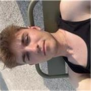 estudiante de universidad derecho - ade con ganas de ayudar a niños con sus clases